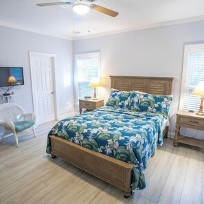 6 Schlafzimmer, Reisekinderbett, kostenloses WLAN, Bettwäsche