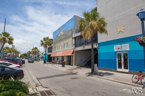 Third-party on-site parking