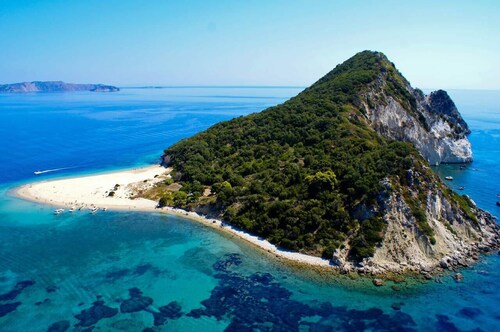 Villa with private pool, water massage pool and sea view roof garden