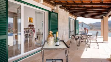 Villa (Luxury Villa) | Terrace/patio
