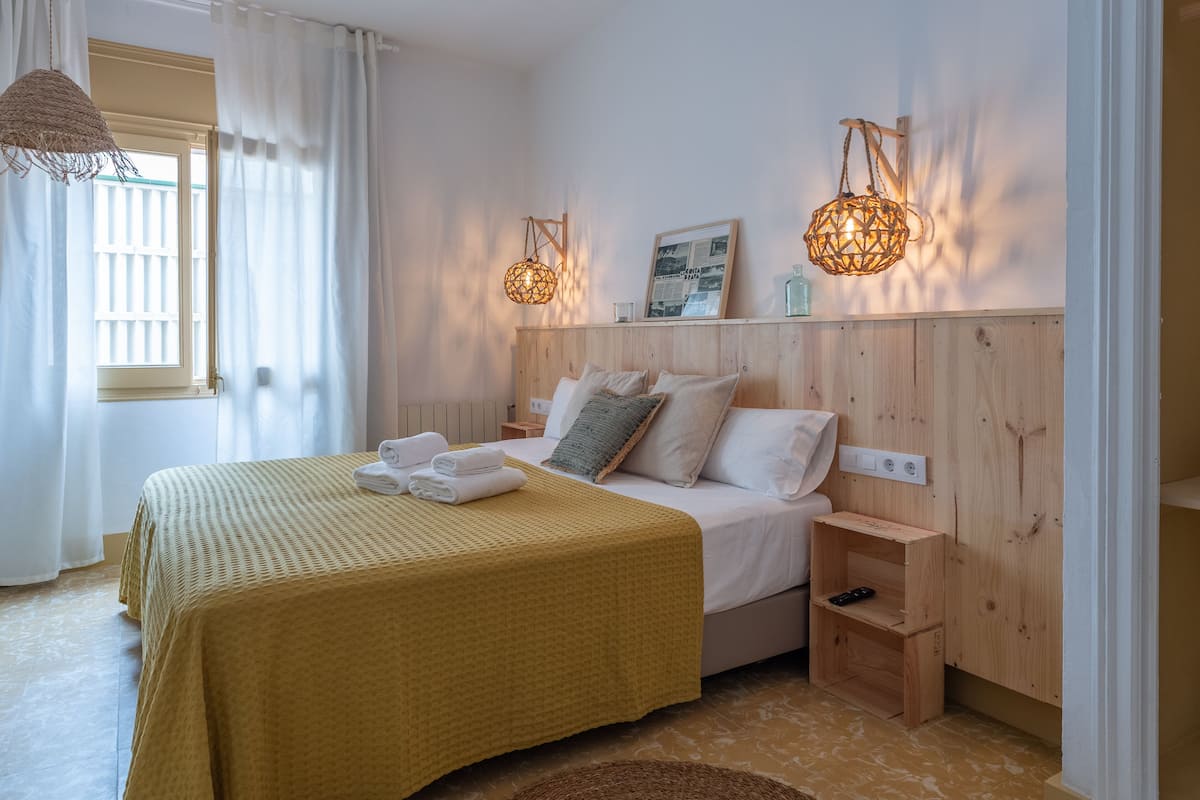 Quarto casal | 1 quarto, cofres nos quartos, individualmente decorados