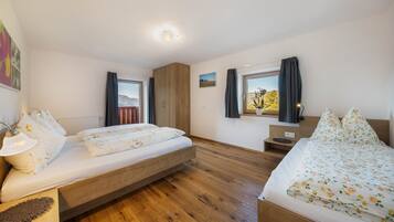 2 bedrooms, free WiFi, bed sheets