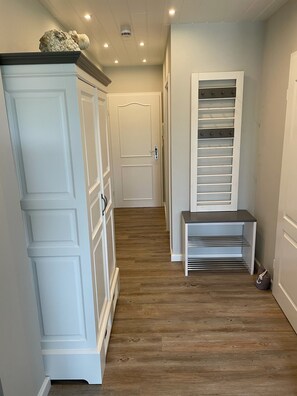 Interior - "Strandnest" .... You can hardly get more sea than this TOP apartment on the south beach! (Wyk auf Föhr)