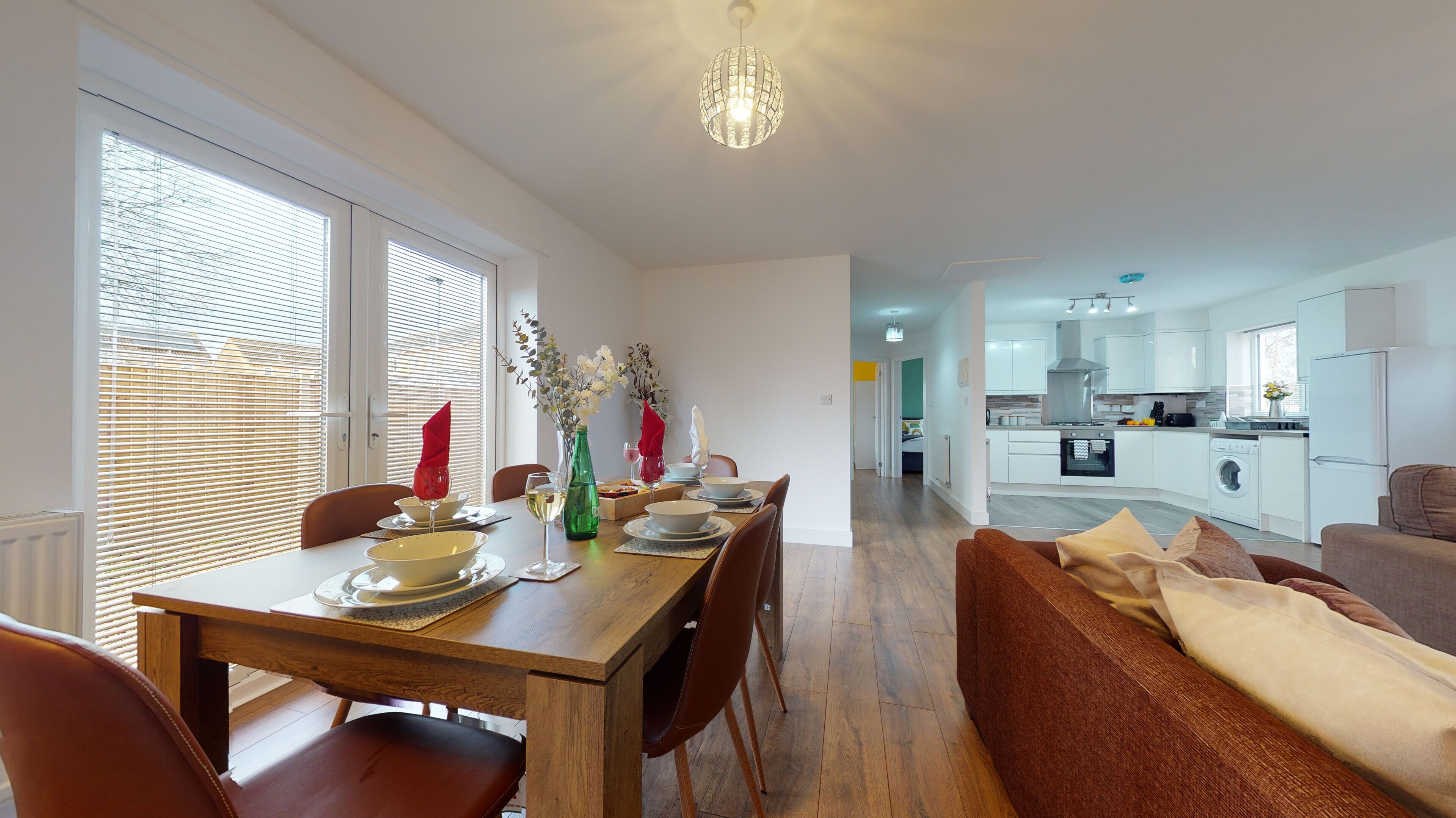 Apartment, Private Bathroom | Restaurant