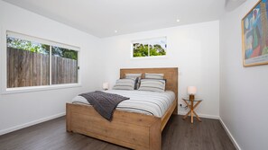 1 bedroom, iron/ironing board, travel cot, free WiFi