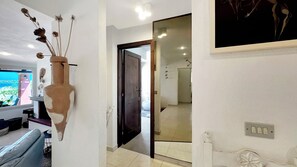 Apartment, 4 Schlafzimmer | Badezimmer | Dusche, Regendusche, kostenlose Toilettenartikel, Bidet