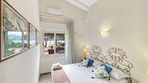 House, 3 Bedrooms | 3 bedrooms, soundproofing, iron/ironing board, cribs/infant beds