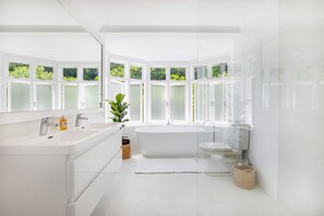 Departamento, 4 habitaciones | Baño
