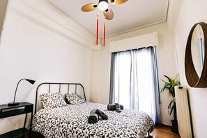 1 habitación, tabla de planchar con plancha y wifi 