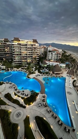 Piscine extérieure, piscine chauffée