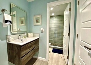 Shower, towels