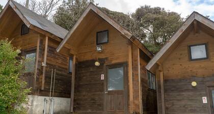 Nonsmoking Courtside Tiny Log House for 2 peopl / Kamo-gun Shizuoka