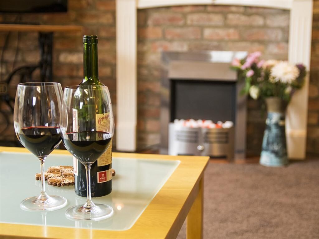 Burr Cottage - The Chestnuts Holiday Cottages