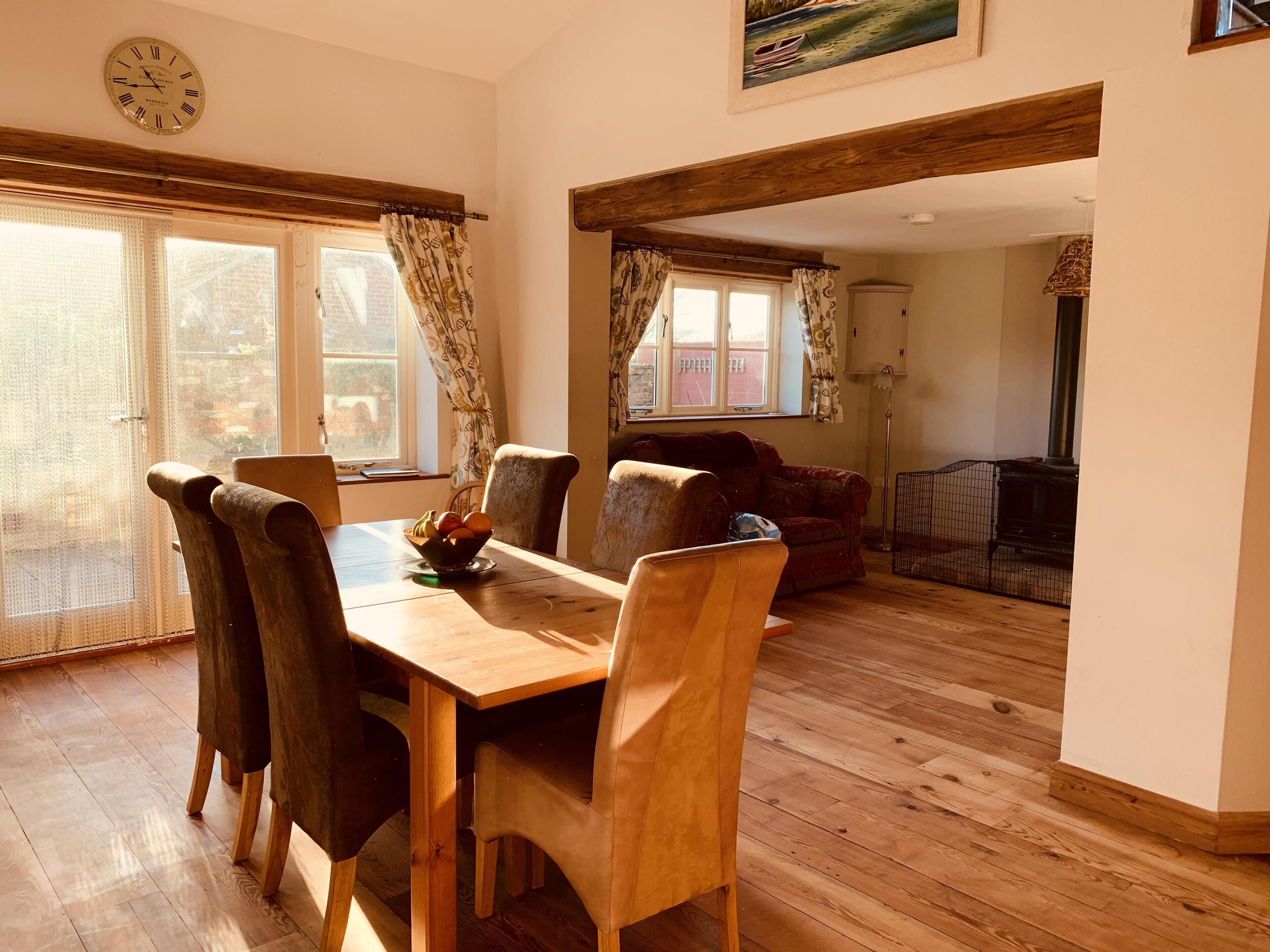 The Barn - The Chestnuts Holiday Cottages