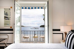 4 chambres, fer et planche à repasser, Wi-Fi, draps fournis