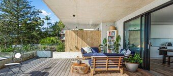 Ocean Views, Deck and Parking at Beach Apartment