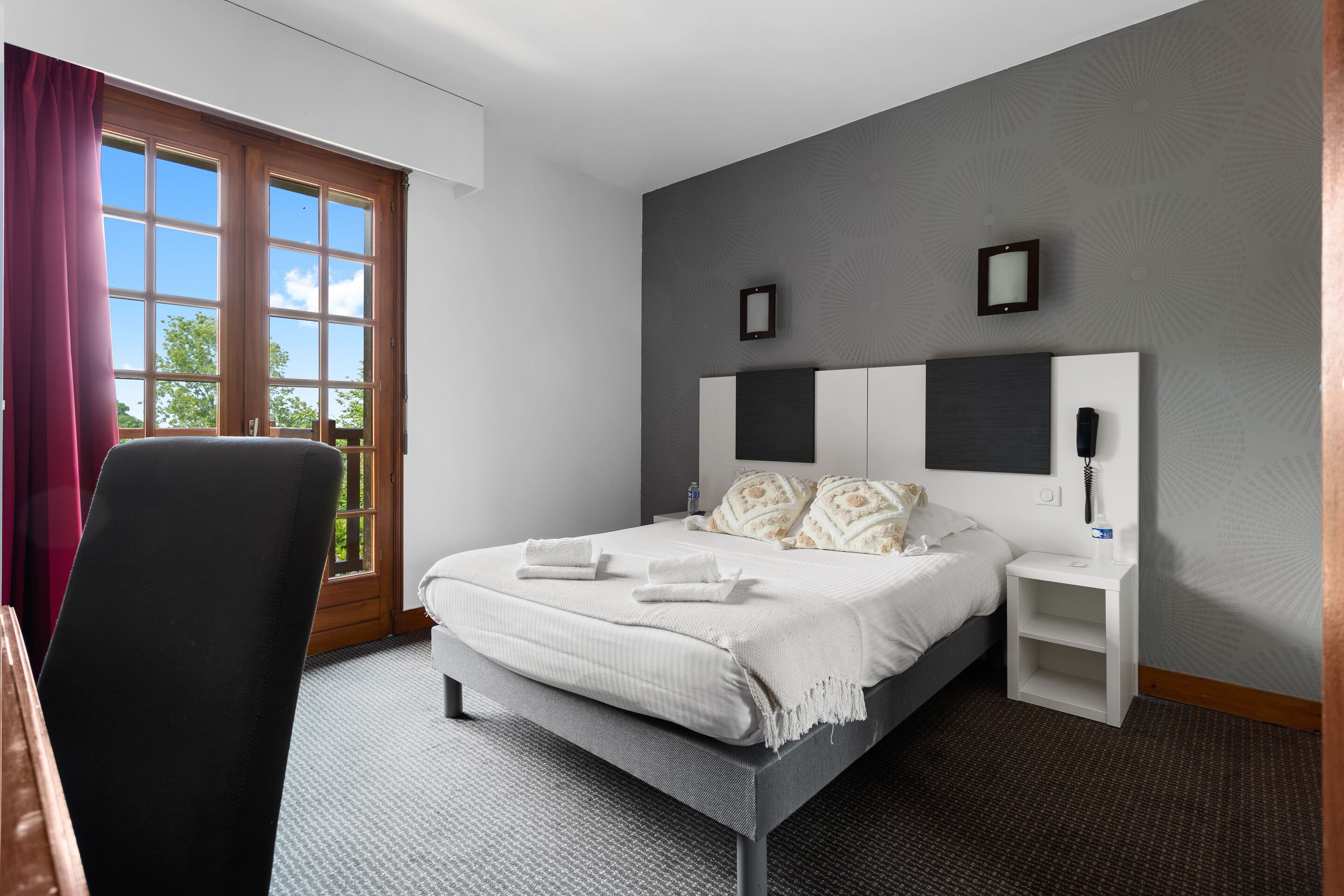 Superior kamer, balkon, uitzicht op zee | Geluiddichte muren, gratis babybedden, gratis wifi, beddengoed