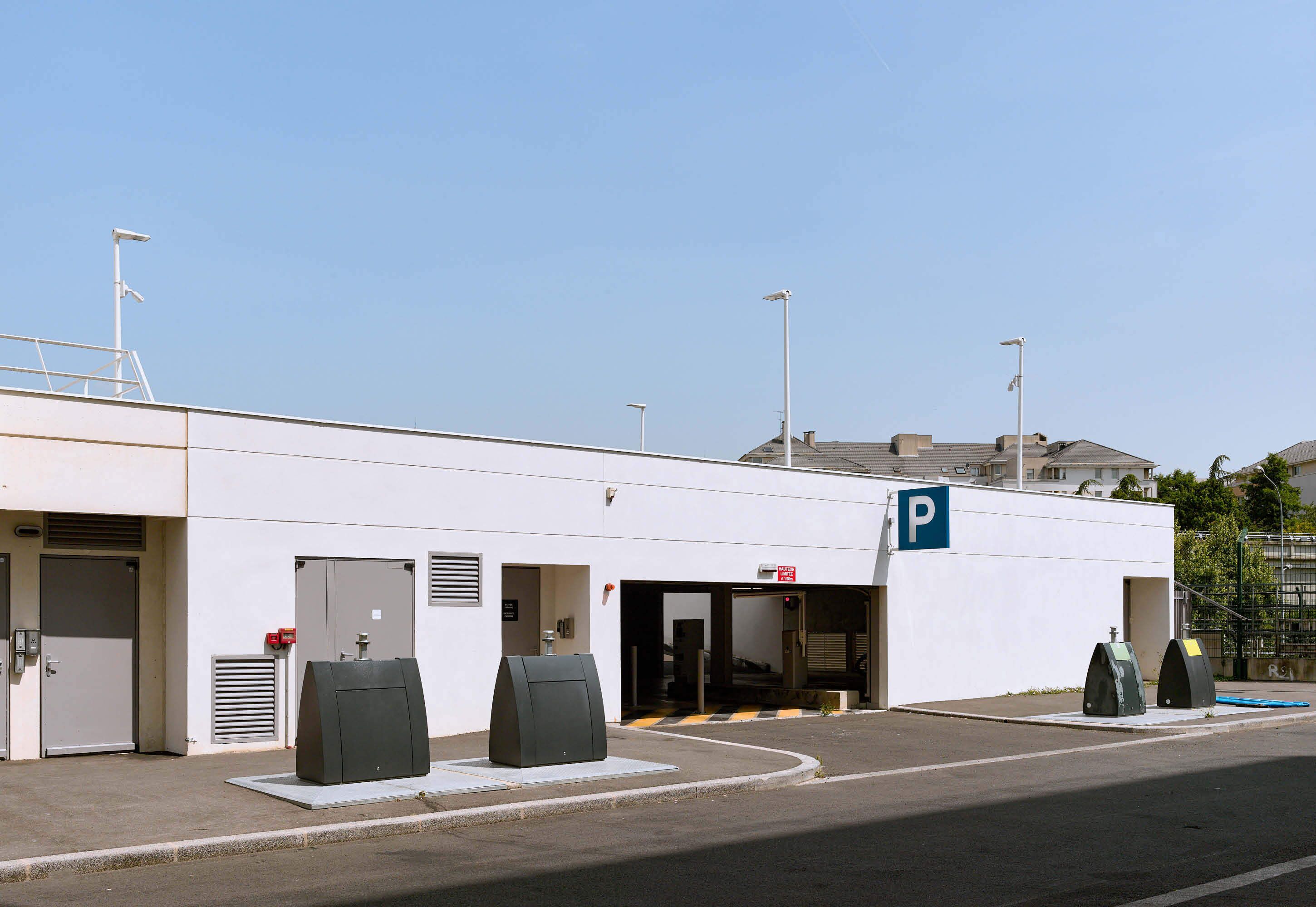 self-parking (surcharge) 15 per day