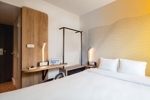 Bureau, Wi-Fi gratuit, draps fournis