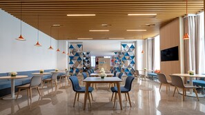 Restaurant - Holiday Inn Express Chengde Park View by IHG (Chengde)