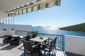 Family Villa, Multiple Bedrooms, Sea Facing (Villa Sine With Amazing Sea Panorama) | Outdoor dining - Villa Sine With Amazing Sea Panorama (Marina)
