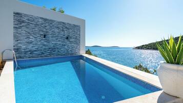 Family Villa, 6 Bedrooms, Balcony, Sea Facing (Villa Sine With Amazing Sea Panorama) | Pool | Seasonal outdoor pool