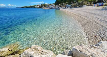 TANJA 3 - 2 bedroom apartment, 200m from the beach in Slatine