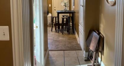 The Woodlawn Oasis is an absolutely beautiful newly rehabbed apartment!