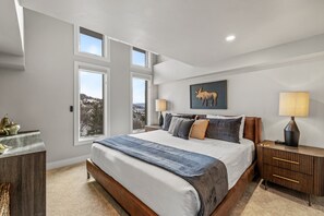 4 habitaciones, tabla de planchar con plancha y wifi gratis