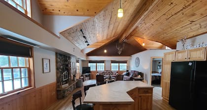 "The Birchwood" @ Moxi Lodge and Lounge