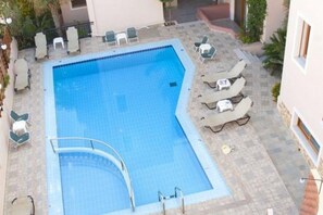 Utomhuspool