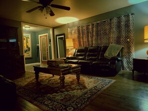 Fernseher, Stereoanlage