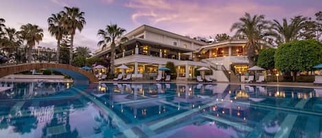 Piscina interna, piscina externa