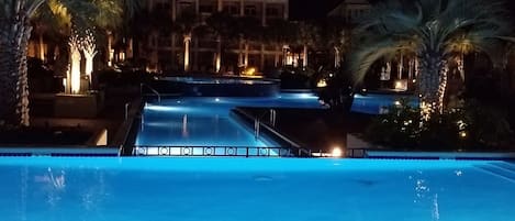 حمام سباحة