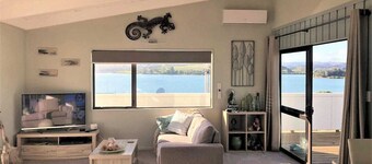 Water Light - Mangonui Harbour views