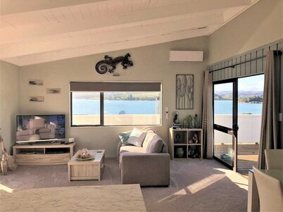 Water Light - Mangonui Harbour views