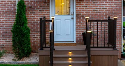 Sight&Sound, Hottub, Sauna, Gym, Luxury Home