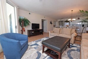 TV - Whitney Parish Retreat Beachfront Bliss (Pawleys Island)