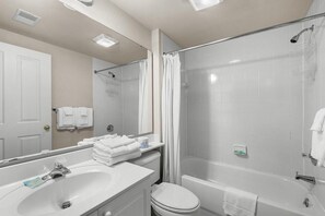 Bañera y secador de pelo