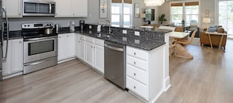 Walk to The Beach 4 BR House with a Heated Private Pool! A Beauty At The Beach