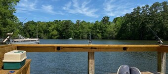 Courtney House on Lake Marion