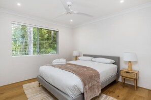 Apartment - Roses Beach House (Byron Bay)