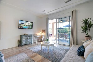 TV, fireplace, stereo