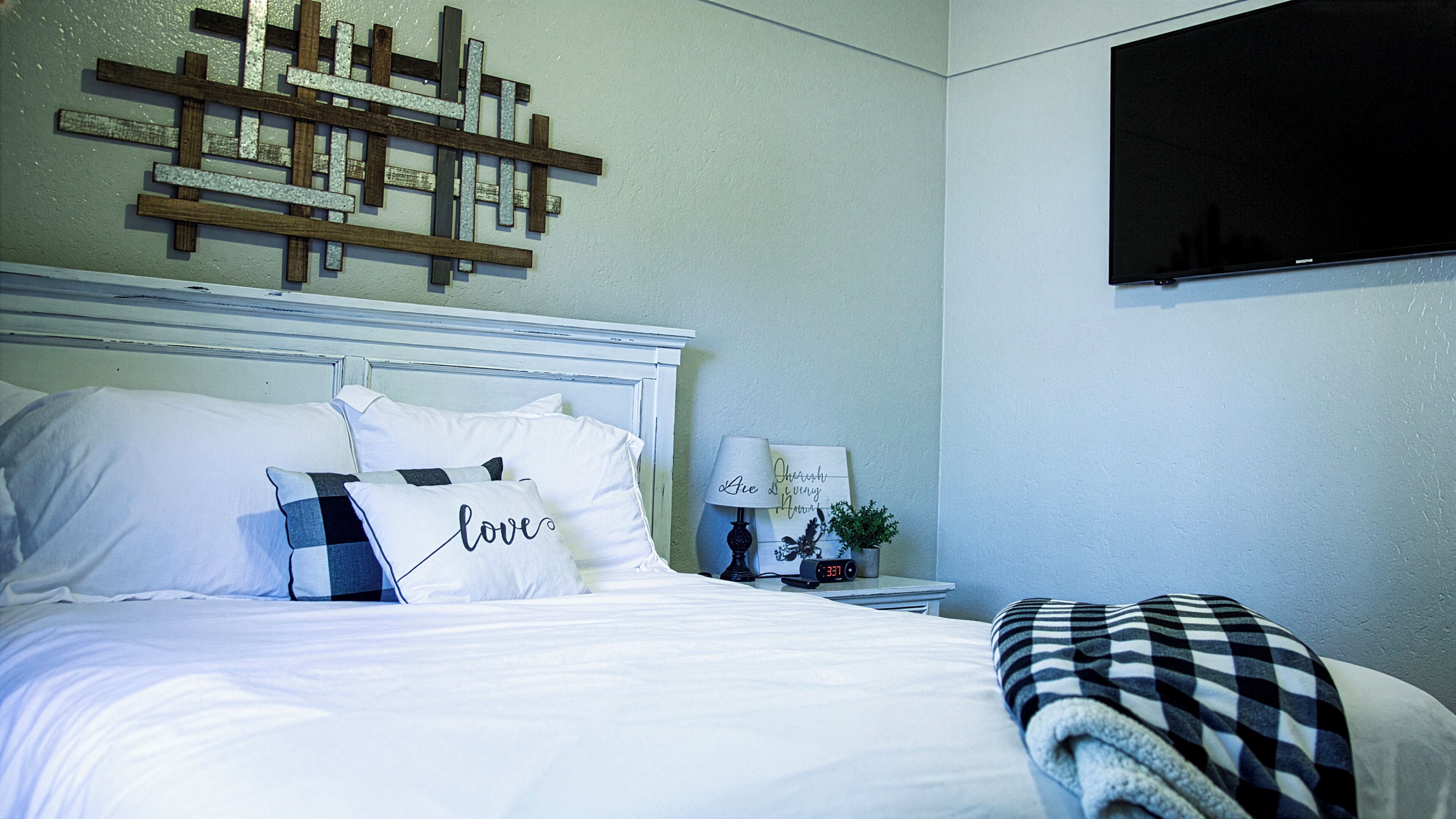 4 habitaciones, tabla de planchar con plancha y wifi gratis 