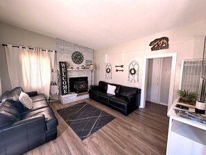 Smart TV, video games, DVD player, video library