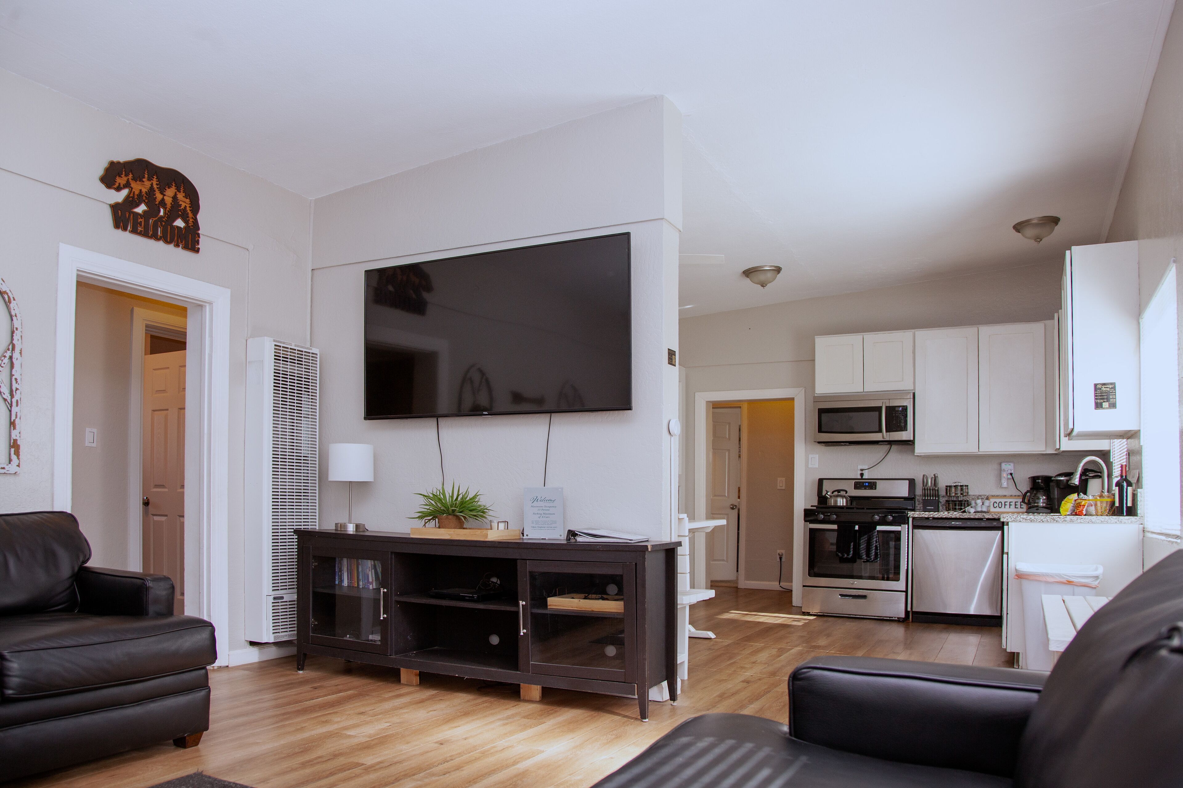 Smart-TV, Videospiele, DVD-Player, Videothek