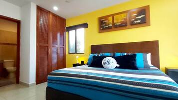 1 kamar tidur, seprai premium, dan selimut bulu angsa