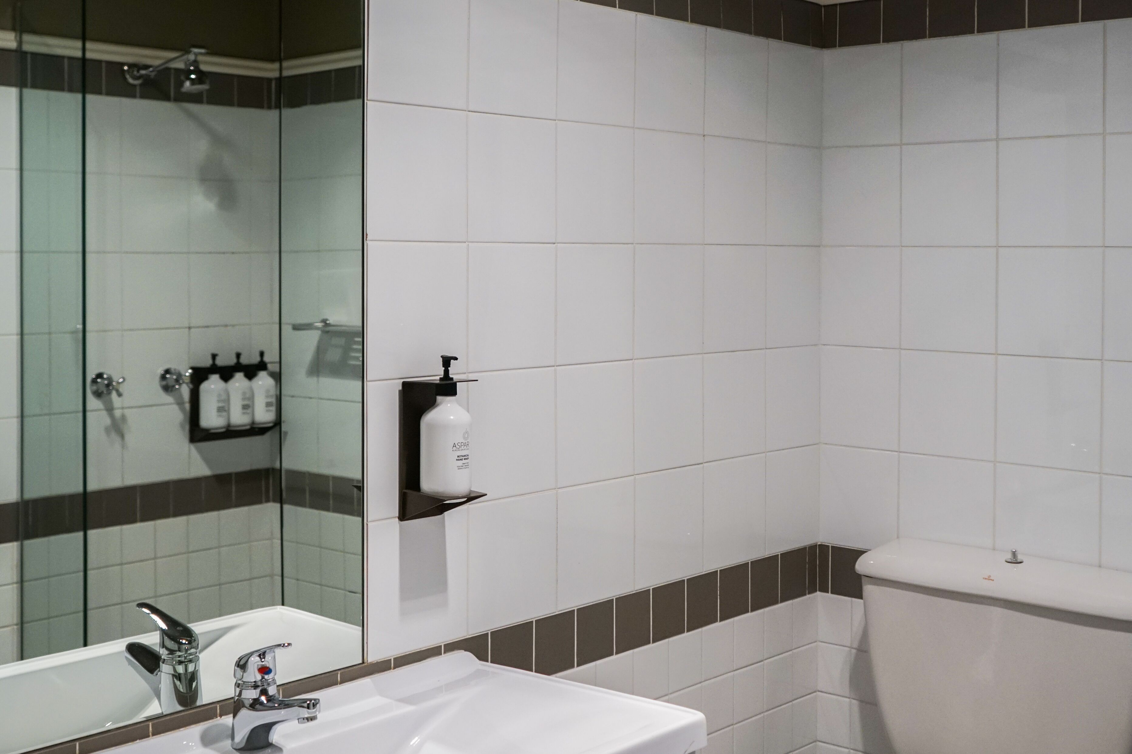 superior queen | bathroom | shower, hair dryer, towels, soap