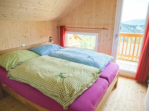 4 Schlafzimmer, Reisekinderbett, kostenloses WLAN