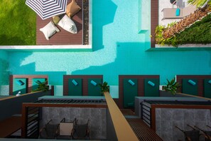 Outdoor pool, sun loungers